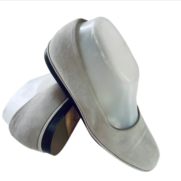 Giorgio Armani Shoes - Giorgio armani flat suede size 37